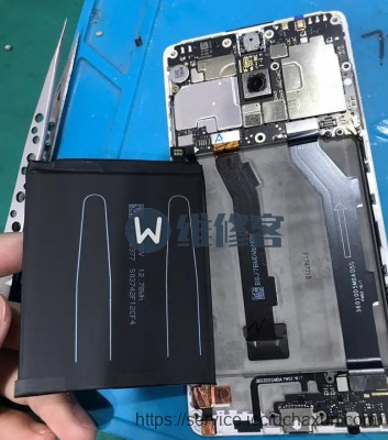 上海手机维修为您分享小米mix2陶瓷版手机屏幕换屏维修过程