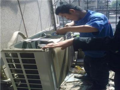 成都志高空调维修服务电话--新东维修服务中心