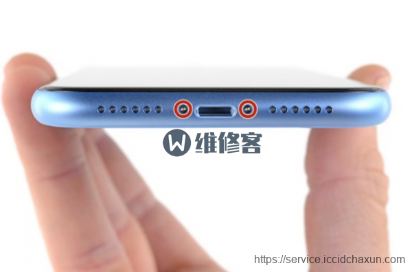 手机维修网图文详解iPhone XR电池更换步骤