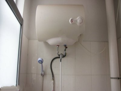 蜀山区澳德绅热水器维修服务电话--用磊服务点