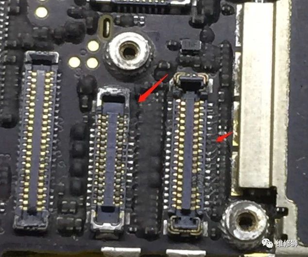 手机维修自学教程之iPhone 6进水后不开机怎么维修？