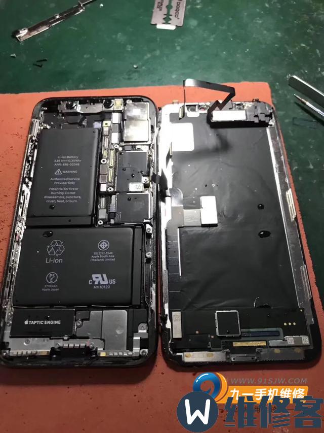 无锡苹果维修点教你iPhone X手机进水了应该怎么紧急处理？