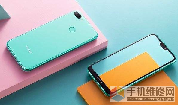上海华为客服中心告诉你荣耀和华为的区别是什么？