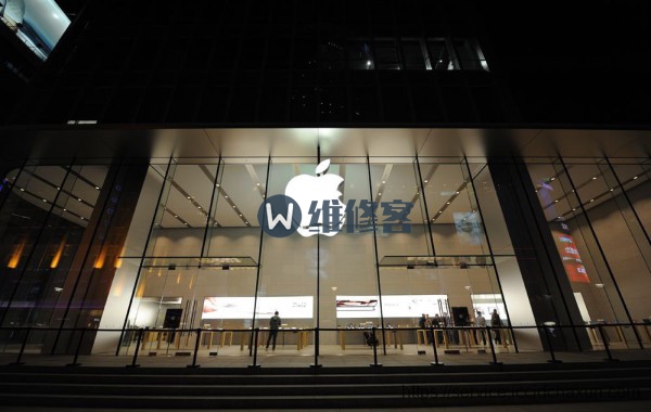 上海苹果手机换电池哪个旗舰店可以当天拿到手机？