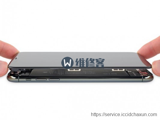 南京手机维修为您带来iPhone 11 Pro Max拆机图解与手机维修报价