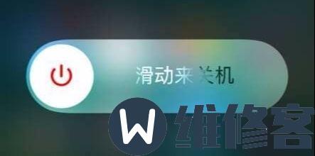 青岛哪里可以给iPhone 8 Plus换电池？苹果iPhone 8P换电池教程