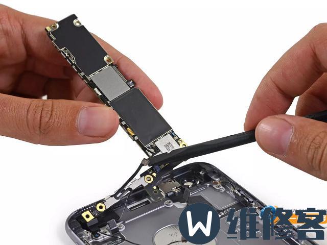 北京iPhone维修点分享iPhone 7换屏导致不开机故障维修案例