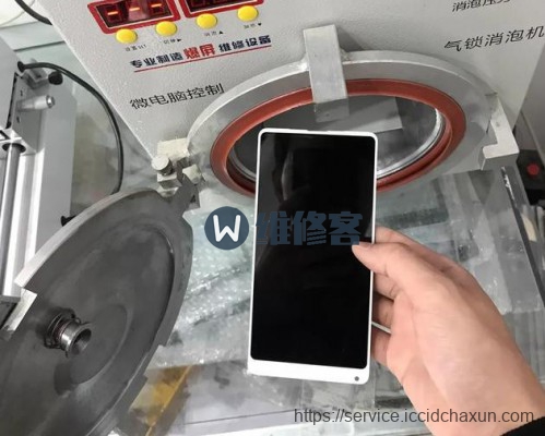 上海手机维修为您分享小米mix2陶瓷版手机屏幕换屏维修过程