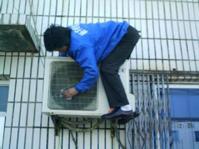 顺义区海信空调维修电话(全国24小时)--新东维修服务中心