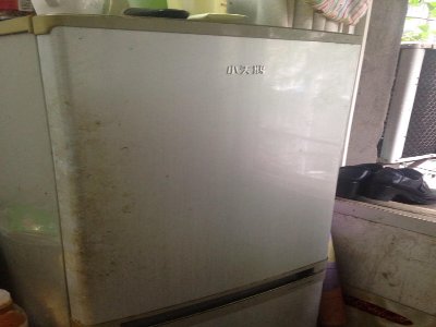 顺义区达米尼冰箱维修电话--禄捷茂维修服务中心