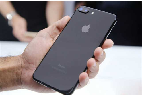 iPhone7手机无服务故障，现在还能通过苹果官方免费维修吗？深圳苹果维修点为你解答