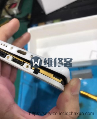 上海手机维修为您分享小米mix2陶瓷版手机屏幕换屏维修过程
