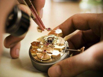 长沙欧米茄手表指定维修点--裕美维修部
