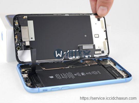 手机维修网图文详解iPhone XR电池更换步骤