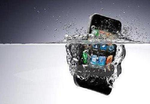 上海直信创邺分享iPhone听筒进水处理教程-手机维修网