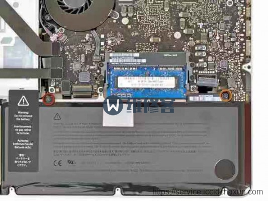 广州苹果电脑MacBook Pro 13更换电池图文教程详解