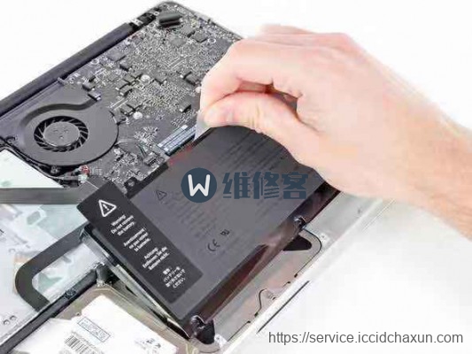 广州苹果电脑MacBook Pro 13更换电池图文教程详解