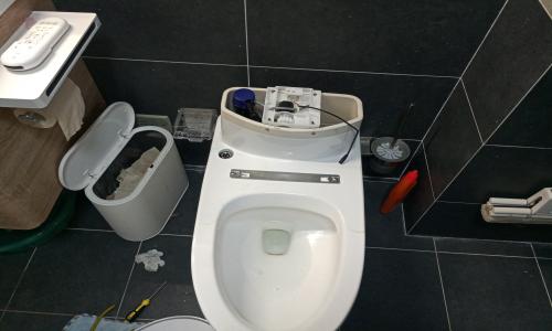 龙华区科勒马桶维修电话(全国24小时)--贝名服务中心