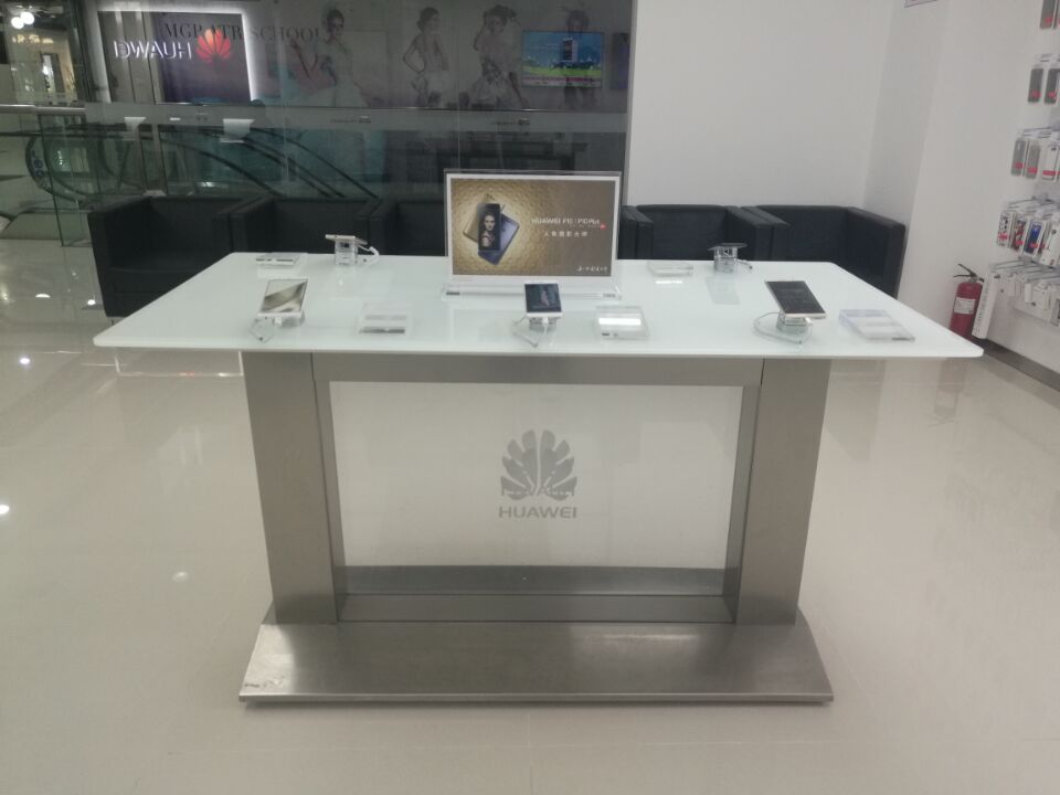 郑州华为授权维修点：郑州曼哈顿升龙大厦店
