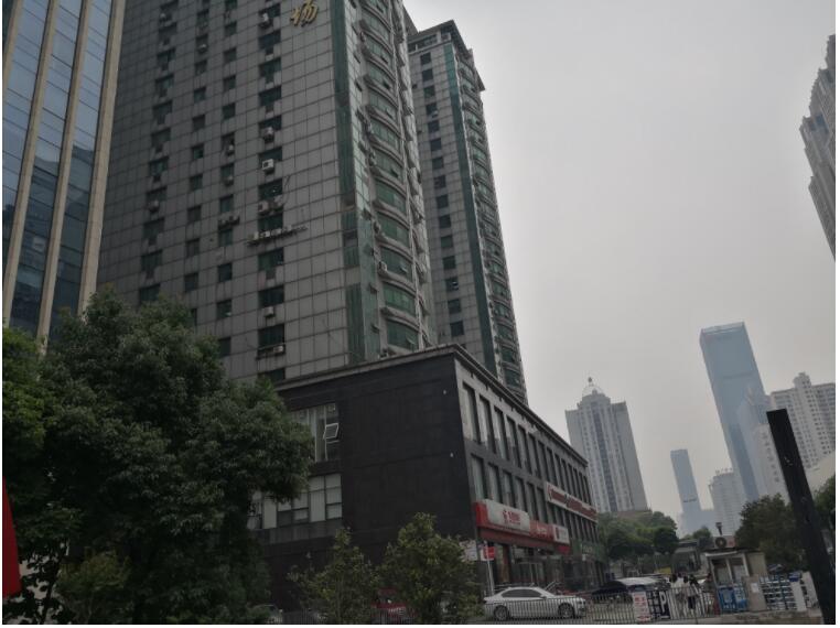 武汉华为授权维修点：武汉楚河汉街店