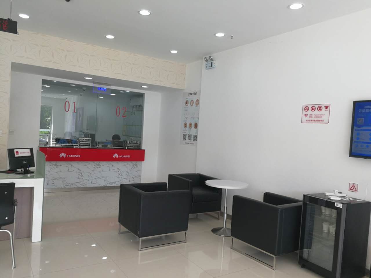 上海华为手机维修点：上海七宝老街店
