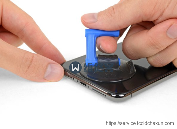 上海苹果维修点分享iPhone XS Max手机自主换屏维修教程