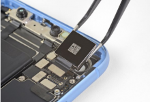 杭州苹果维修点分享iPhone XR手机后置摄像头更换维修教程-手机维修网