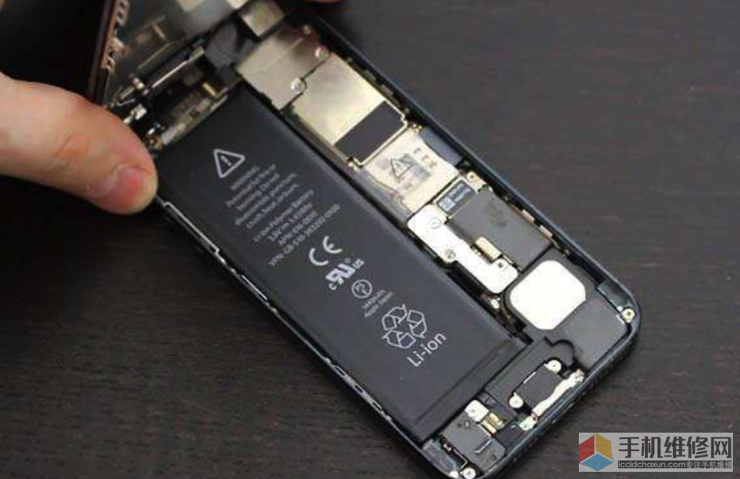 电池损耗使iPhone跑分下降怎么办？台州苹果维修点告诉你换电池注意事项!-手机维修网