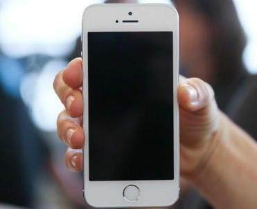 绍兴苹果售后服务告诉你iPhone手机出现黑屏怎么办-手机维修网