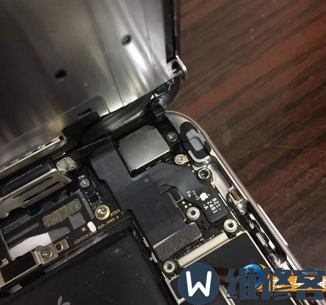 iPhone7手机屏幕怎么拆?南京iPhone维修点分享苹果换屏维修教程