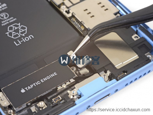 手机维修网图文详解iPhone XR电池更换步骤