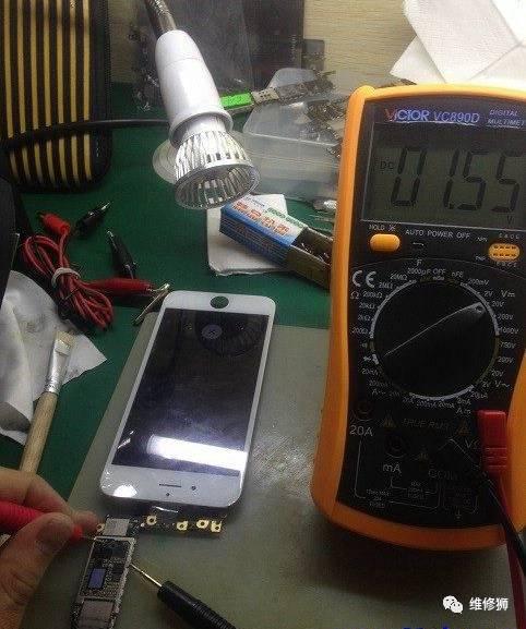 苹果维修案例分享：iPhone6开机短路，手机触屏失灵故障维修