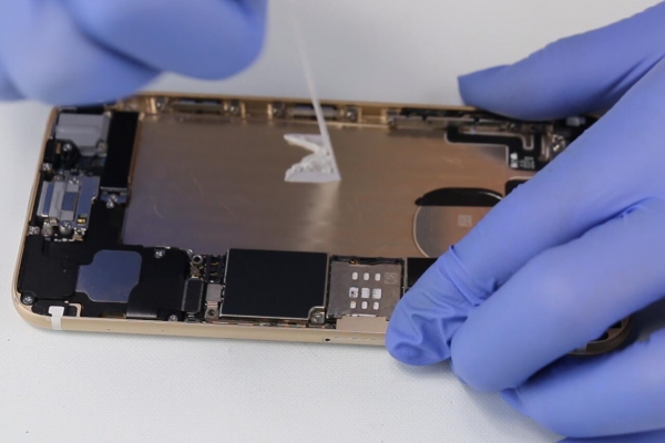 苹果维修网分享iPhone6苹果手机换电池技巧