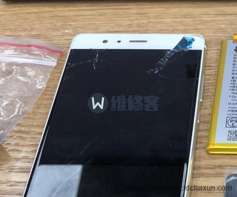 上海手机维修告诉你手机屏幕坏了可以自己修么？