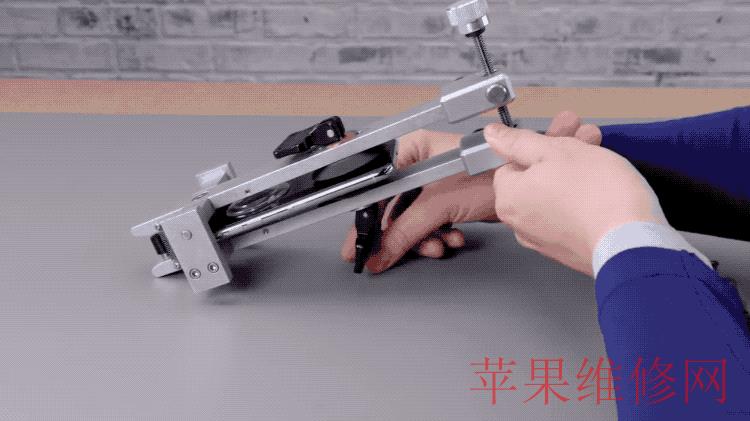  苹果官方是怎么维修iPhone和MacBook的？
