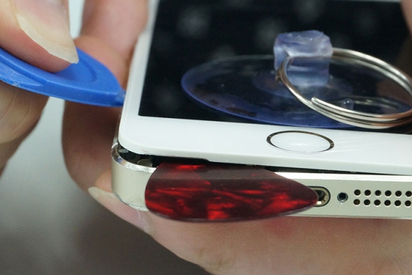 iPhone5s怎么换电池？iPhone5s更换电池技巧
