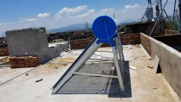 壁挂太阳能热水器如何安装  壁挂太阳能热水器安装注意事项