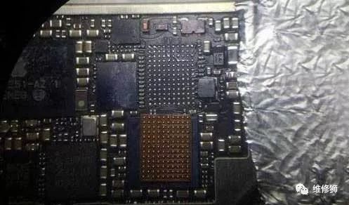 iPhone手机触摸屏失灵怎么办？上海苹果维修点教你轻松解决