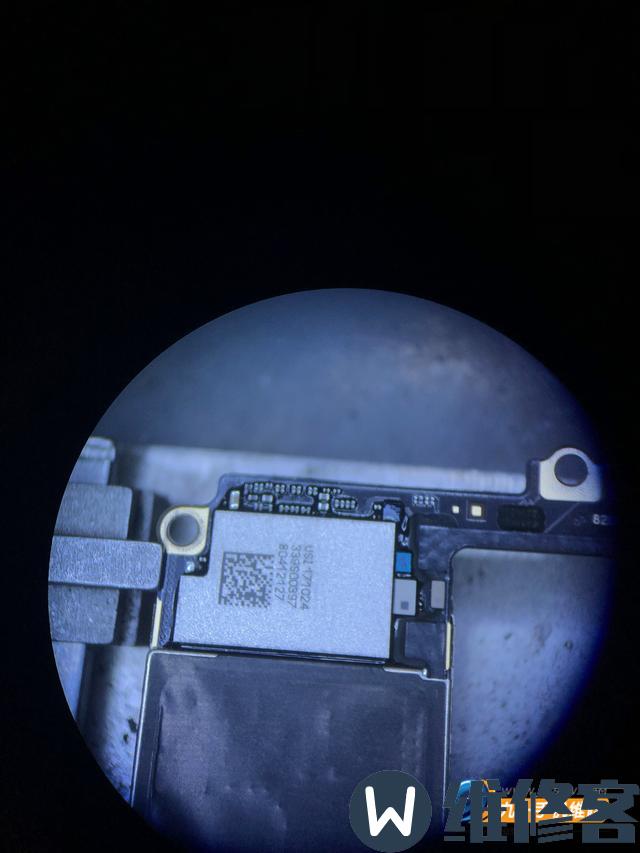 杭州苹果手机维修点分享iPhone 8Plus手机碎屏维修流程