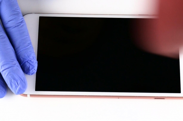 手机维修教程之：更换iPhone6S Plus Home键【图文教程】