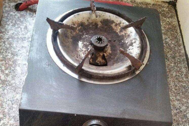煤气灶哒哒哒打不着火